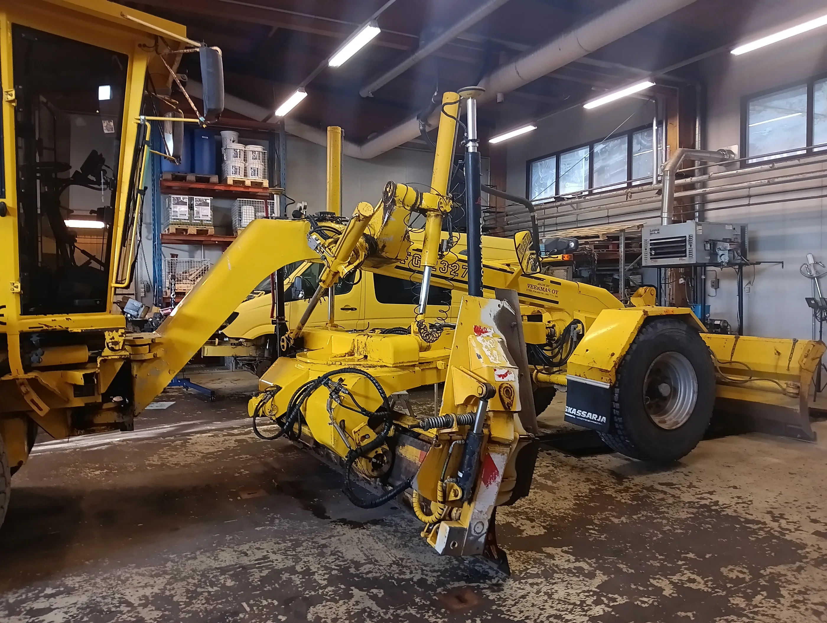 Keltainen kone